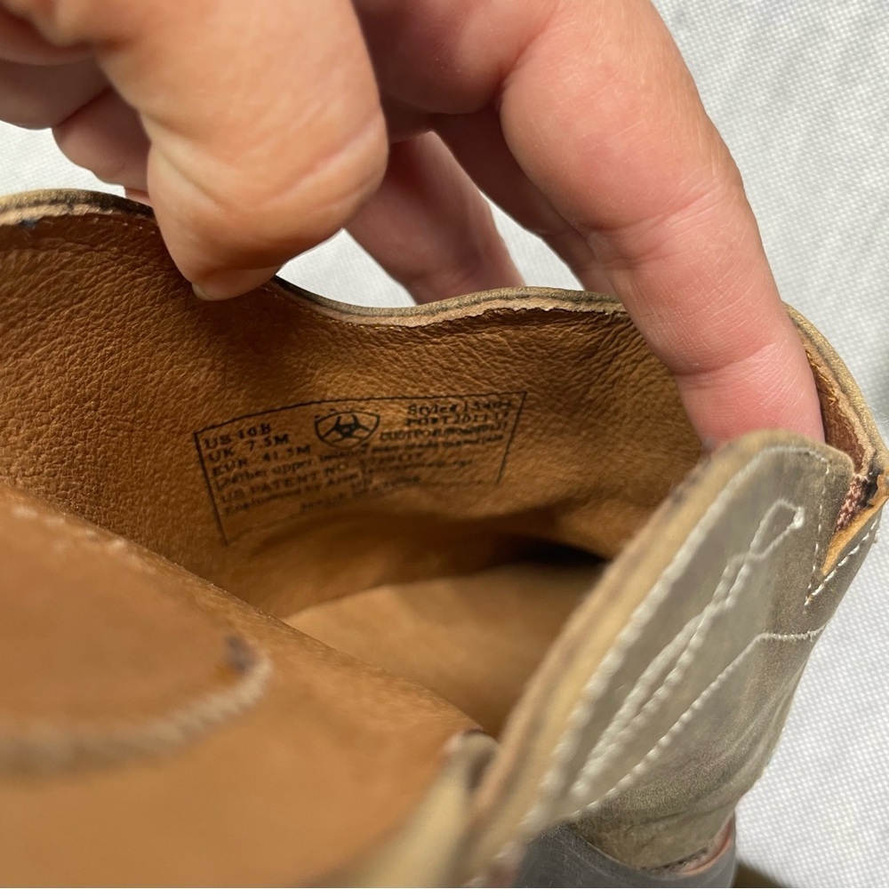Ariat Brown Leather Mules with Embroidered Design - Picture 7 of 9